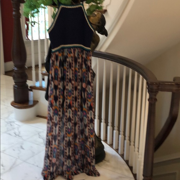 Lovely summer dress/Trendy earrings to match - Picture 2 of 7